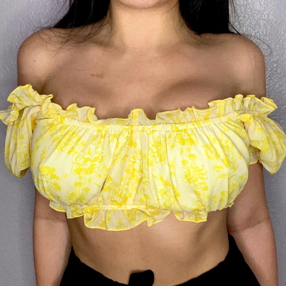 Dolls Kill Sugar Thrillz Yellow Belle Crop Top SZ SMALL - Picture 3 of 3
